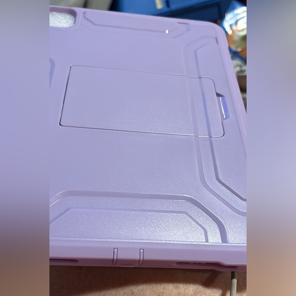 New Kickstand, Rugged Full body protective Lover for Apple iPad Pro 11”  5th Gen - Picture 11 of 14